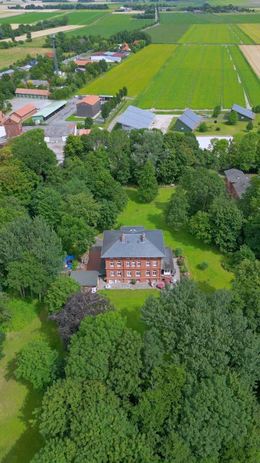 Haus Im Park Lägenhet Wesselburen Exteriör bild